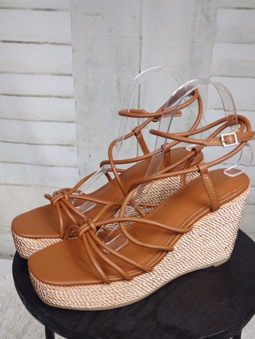 Women's Tan Strappy Wedge Sandals - Stylish Summer Heels Size 10